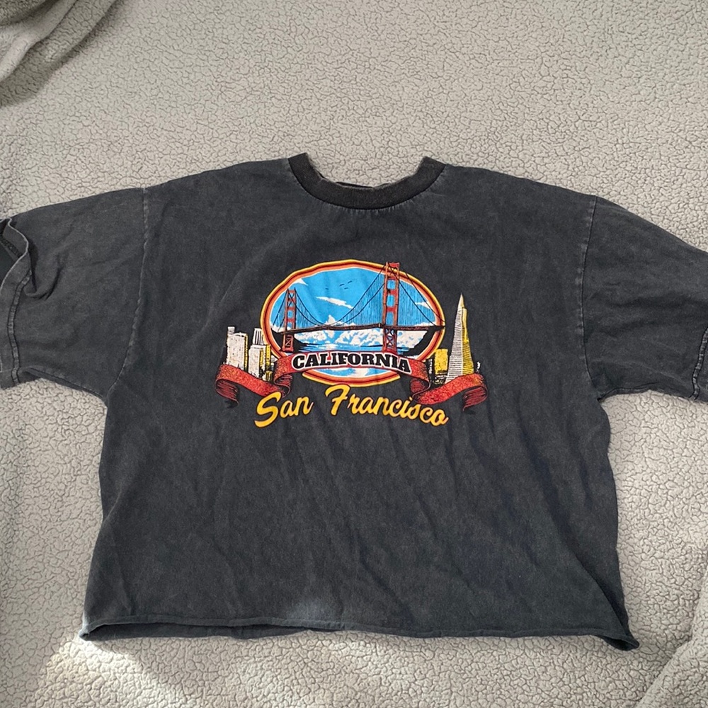 Brandy Melville t shirt